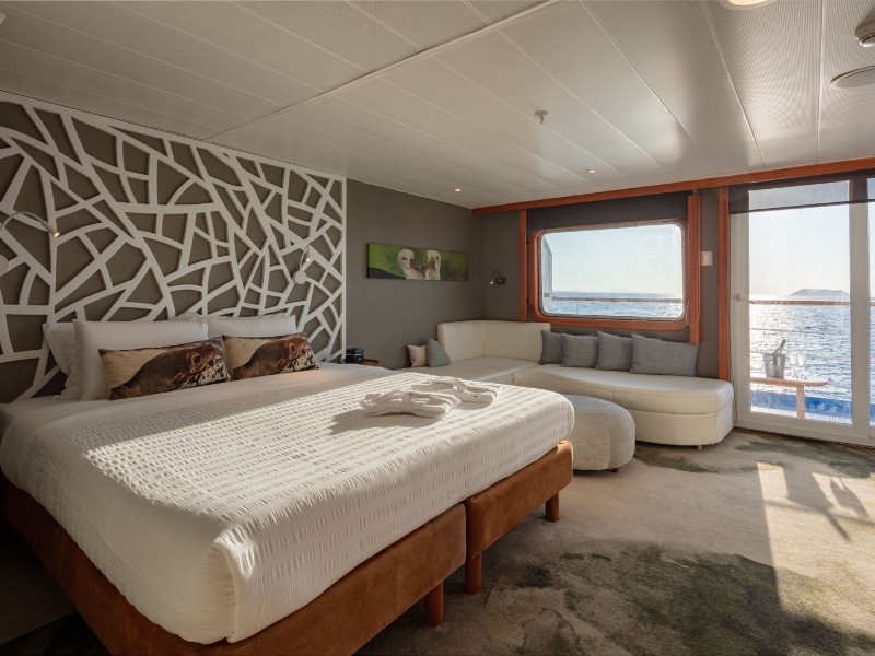 Legend Balcony Suite