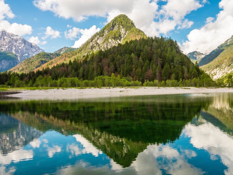 Lake Jasna