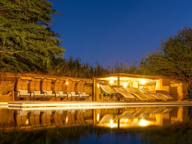 Altiplanico - Schwimmbad am Abend