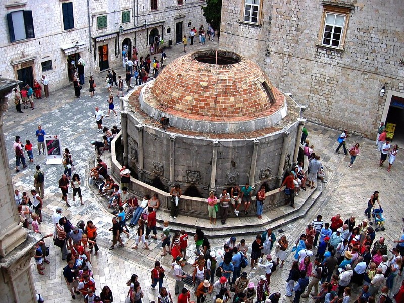 Onofrio's Fountain