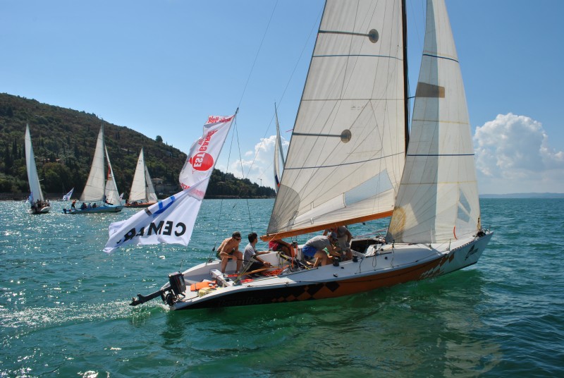 SAILING EXCURSION ON LAKE GARDA