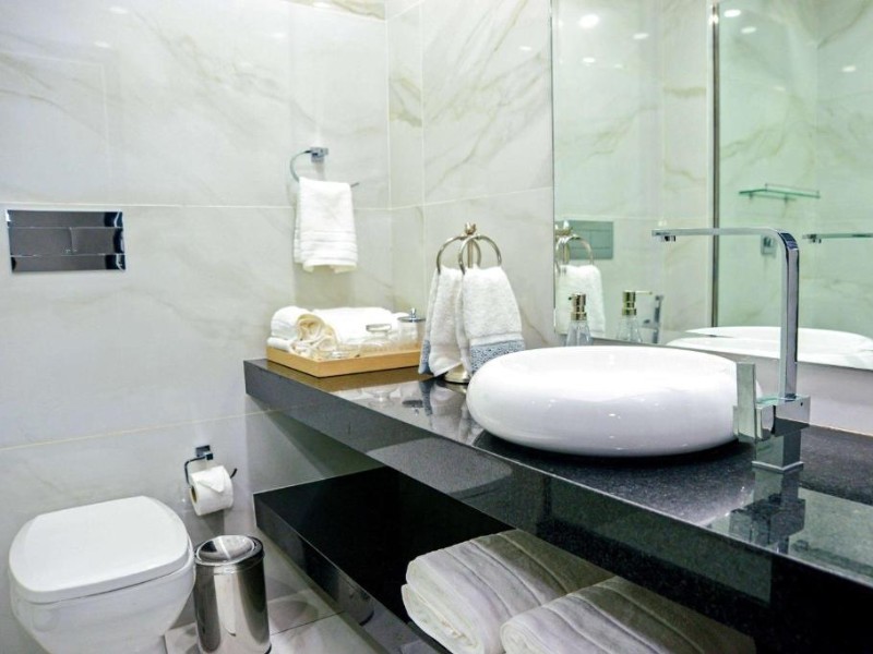 Hotel Tryp by Wyndham Santa Cruz