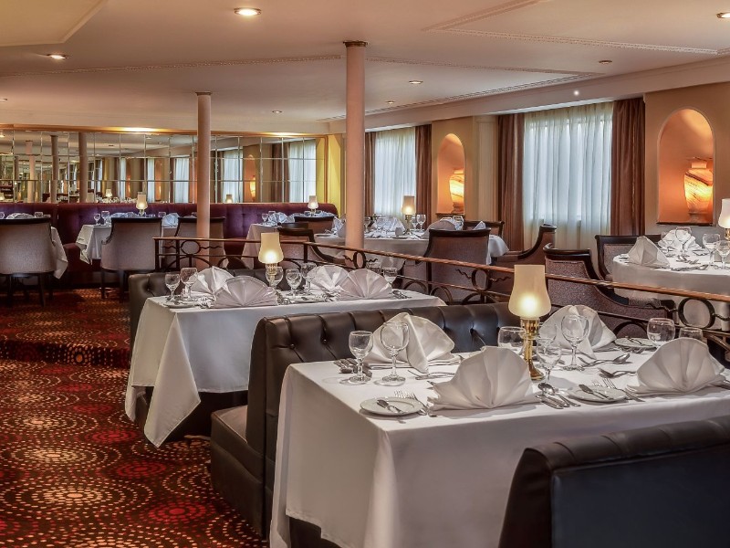 Steigenberger Regency or Similar