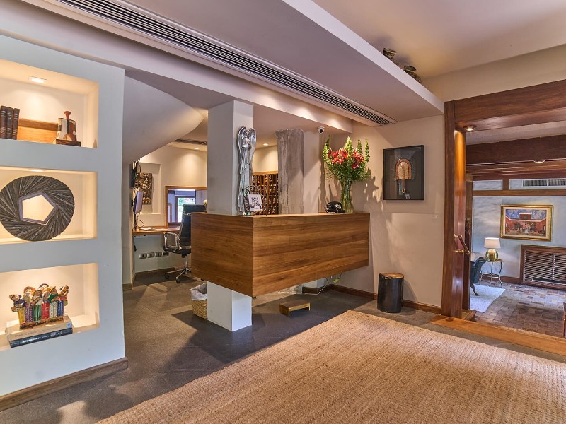 L'Auberge - Rezeption