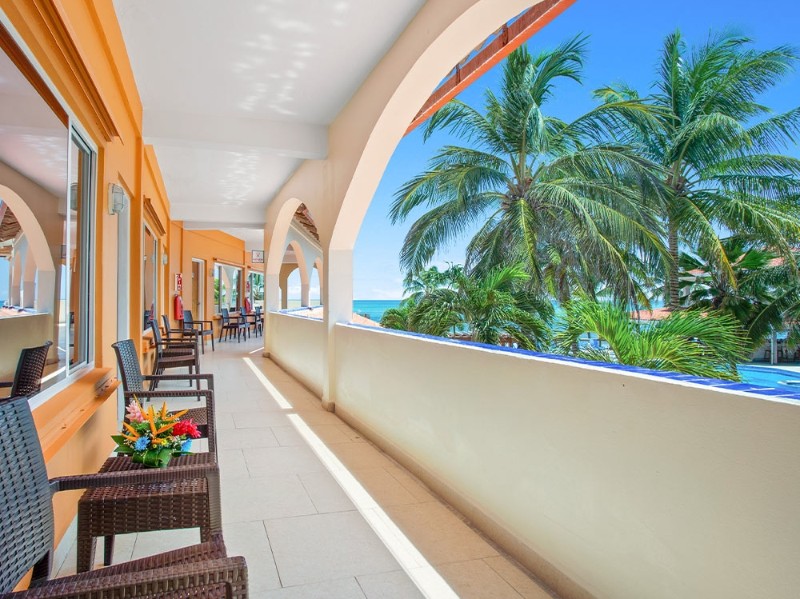 Sun Breeze - Durchgang