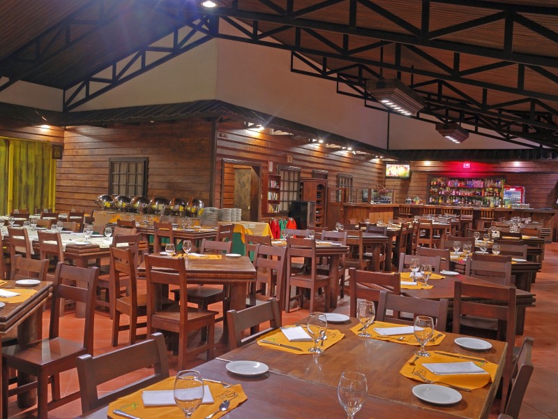 Volcano Lodge - Restaurant Sura