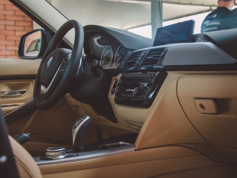 BMW M3 Automatic Interior