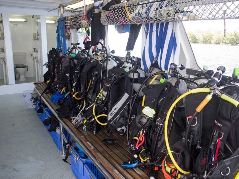Diving Equipment 