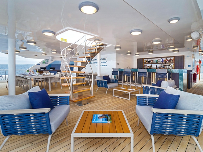 Al Fresco Dining und Bar 