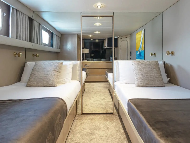 Double Cabin