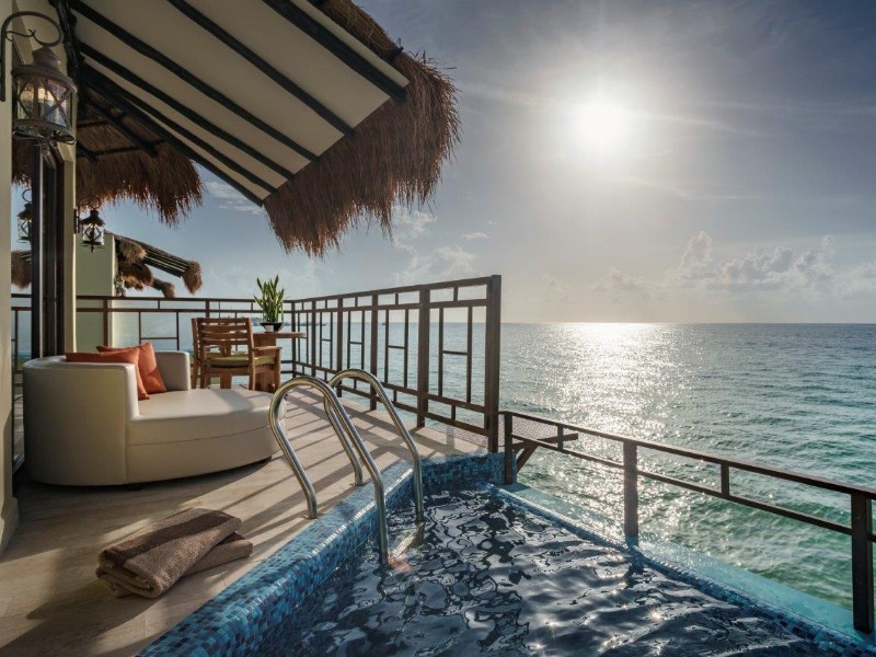 Palafitos - Overwater Bungalow