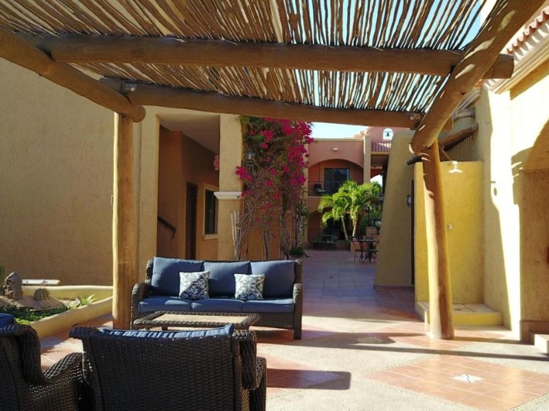 Hacienda Suites - Lounge
