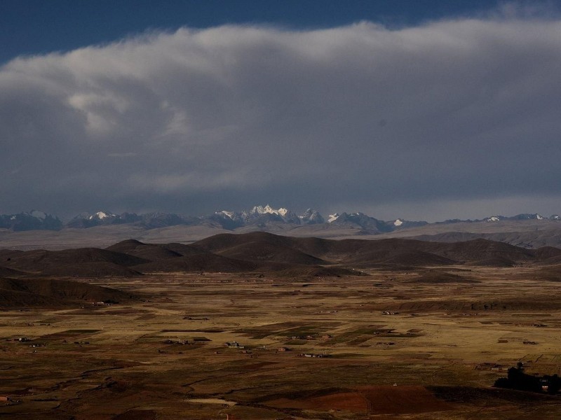 Private Tiwanaku and Titicaca Day Trip