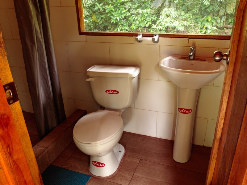 Privates Badezimmer - Canangueno Lodge