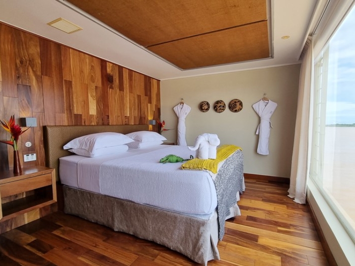 Peru_Peru_Delfin III