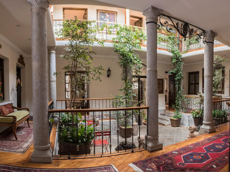 Im Kolonialstil gebaut