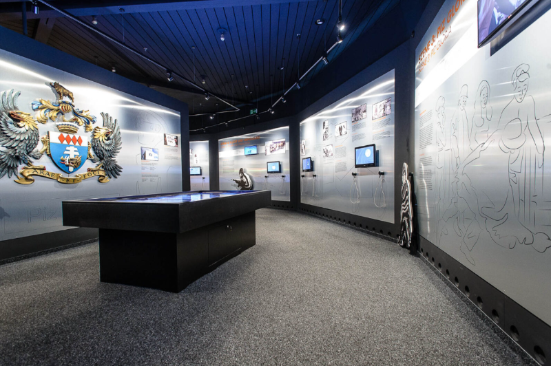 Bond World 007 Interlaken