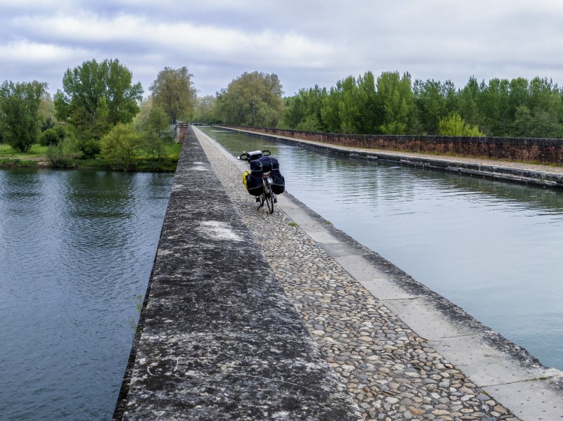 7-day Canal de Garonne Cycling Holiday