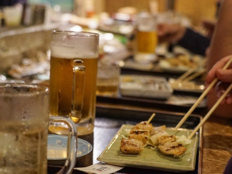 Bar Hopping Food Tour