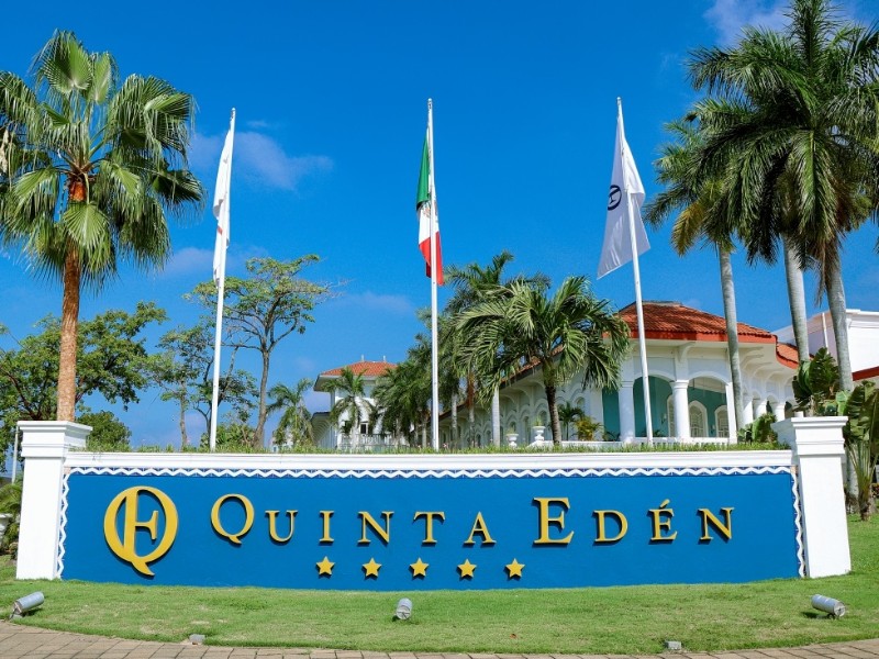 Quinta Eden - Hoteleinfahrt