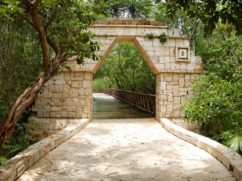 Catalonia Royal Tulum - Durchgang