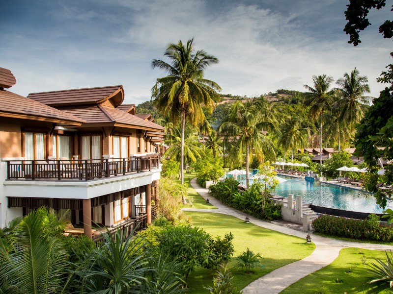 Surrounding Maehaad Bay Resort