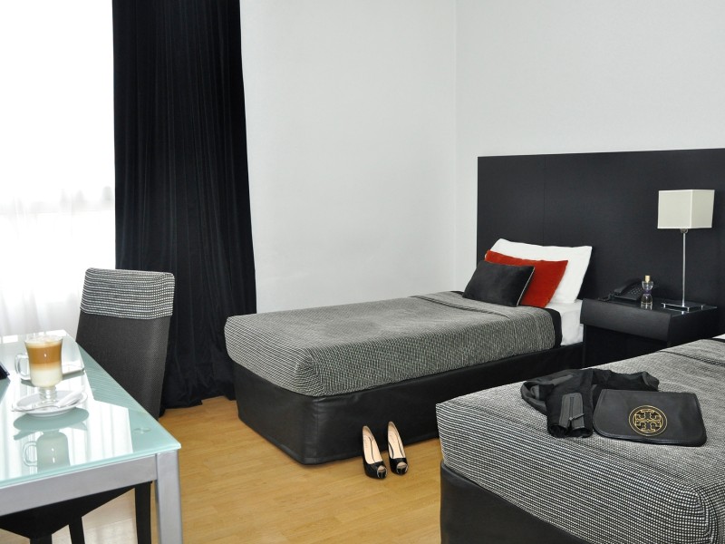 Broadway - Standard Zimmer (Junior)