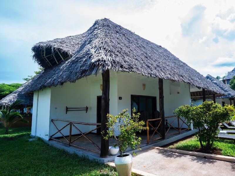 Reef and Beach Garden Bungalow
