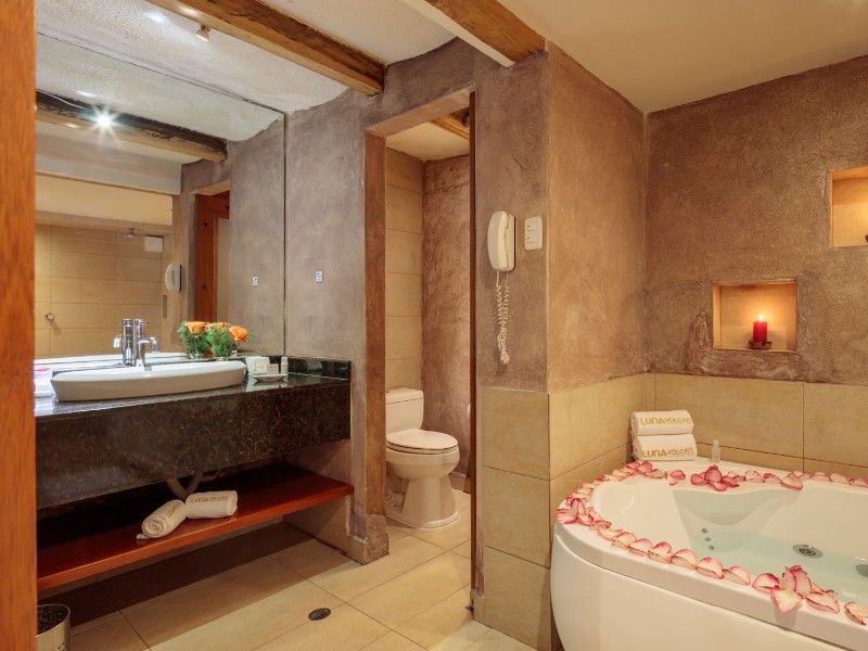 Suite bathroom 72 m²
