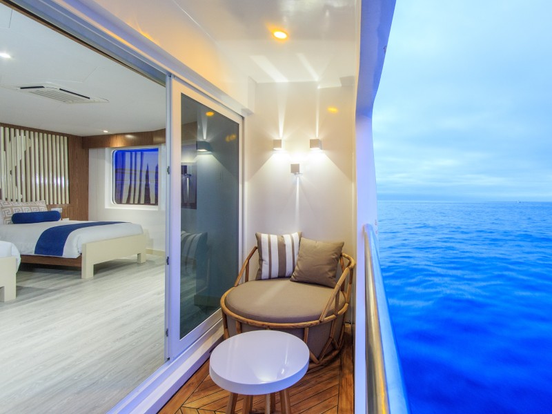 Elite Panoramic Golden Suite Balkon