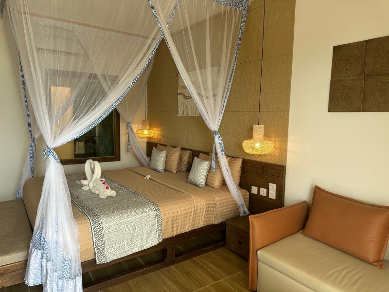 Reef and Beach Ocean Front Room