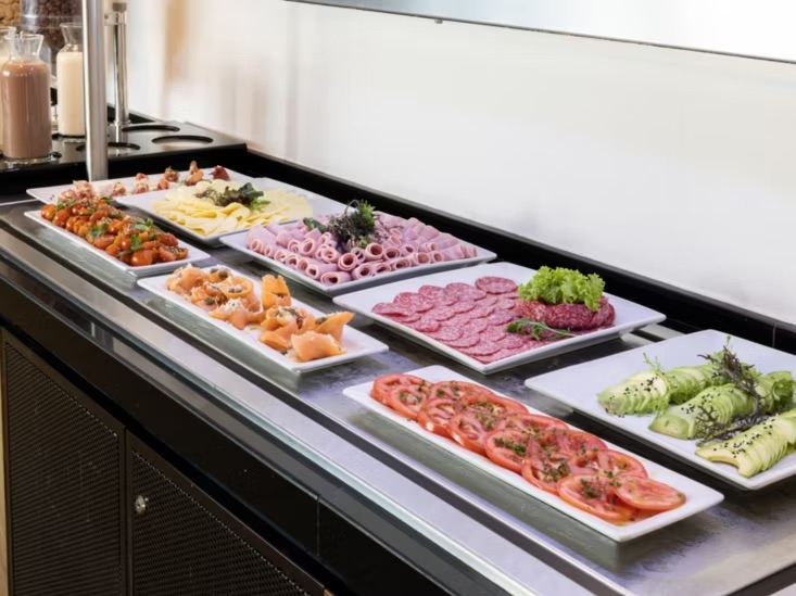 Holiday Inn Santiago Airport - Frühstück