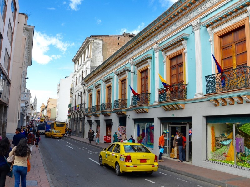 Das bunte Stadtbild von Quito