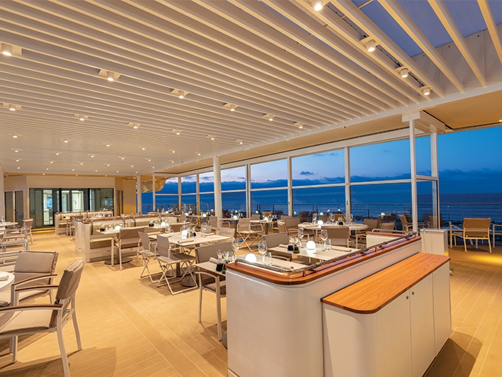 Al Fresco Restaurant (3/3)