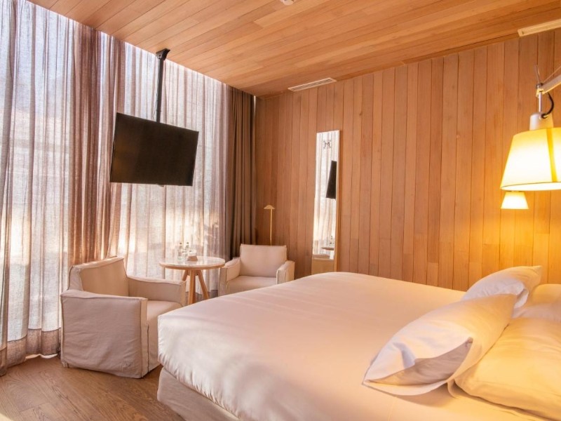 Deluxe double room with balcony