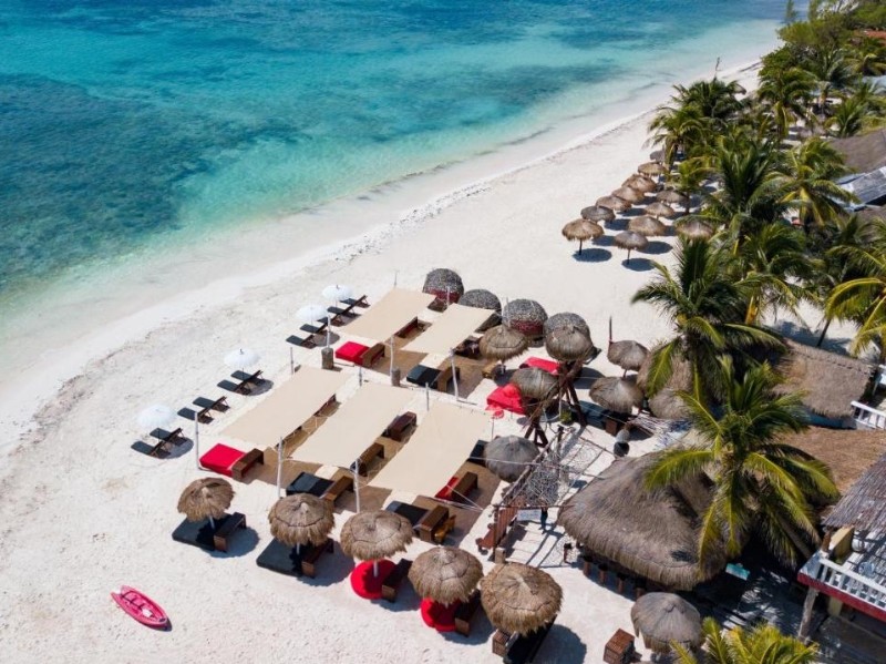 Serenity Luxury Camp - Beach Club