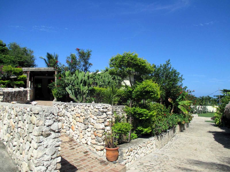 El Quemaito - Hoteleingang