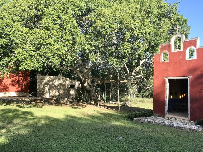 Hacienda Ticum - Garten & Kapelle