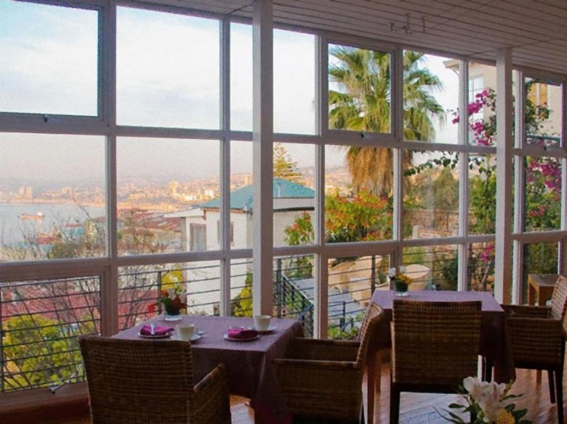 Frühstücksraum mit Meerblick