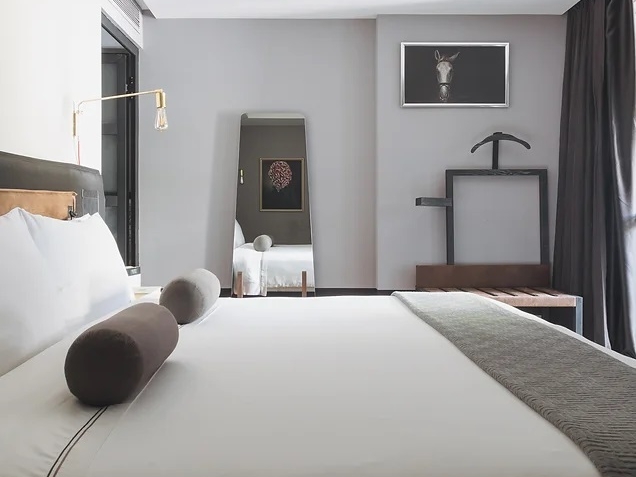 Wild Oscar - Terrace Premier