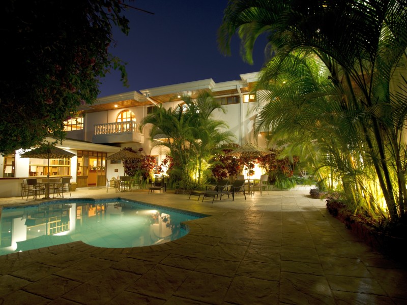 Buena Vista Chic Hotel - bei Nacht