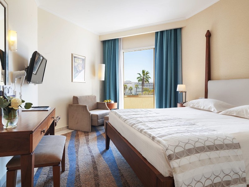 Alexander the Great Beach hotel