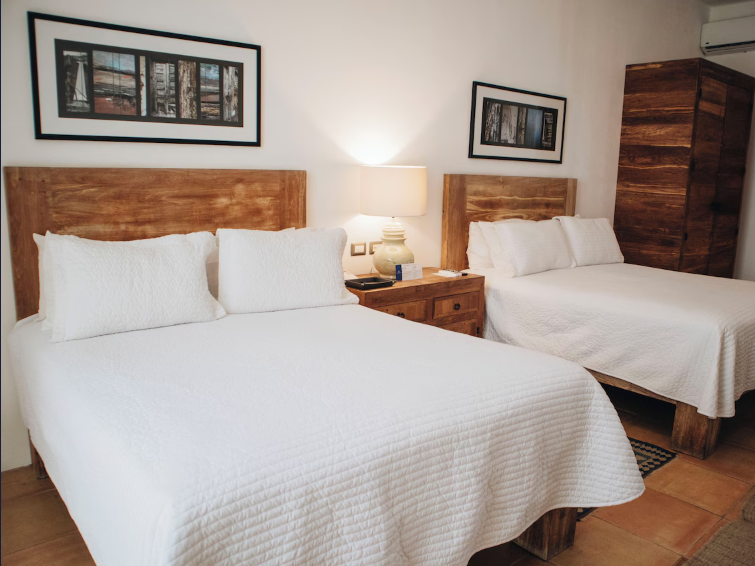 Casareyna - 2 Queen Size Betten