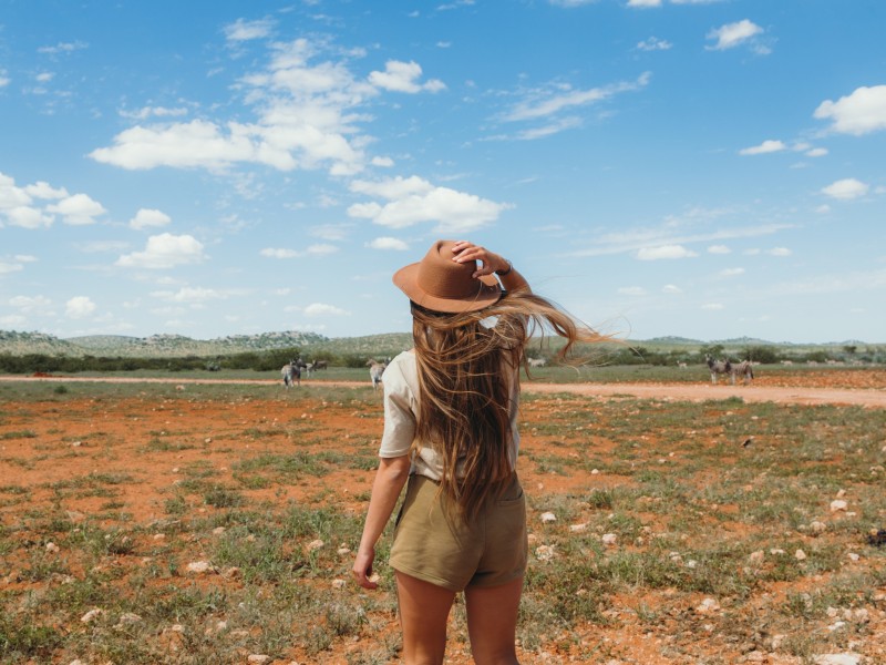 Junge Forscherin-Safari-Etosha NP-NA
