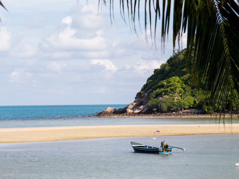 Beach Maehaad Bay Resort