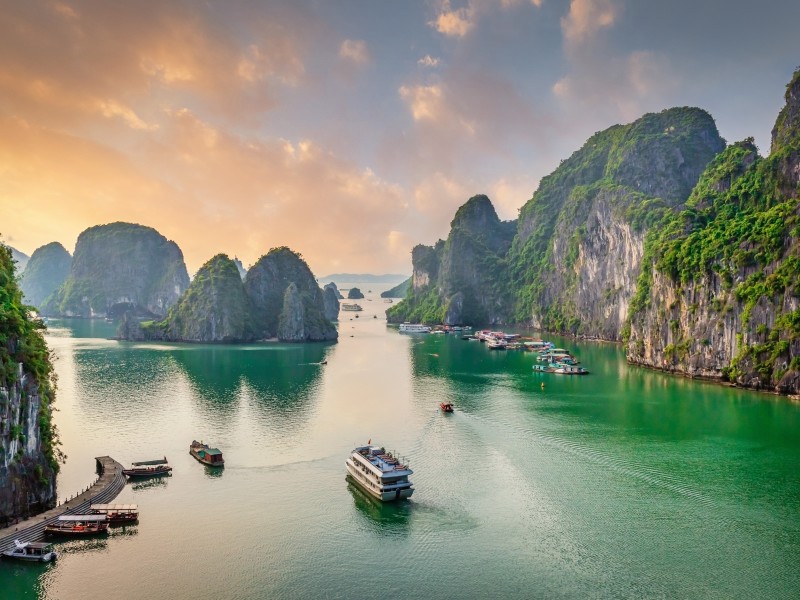 Vietnam - Ha Long Bucht ©Mlenny - gty