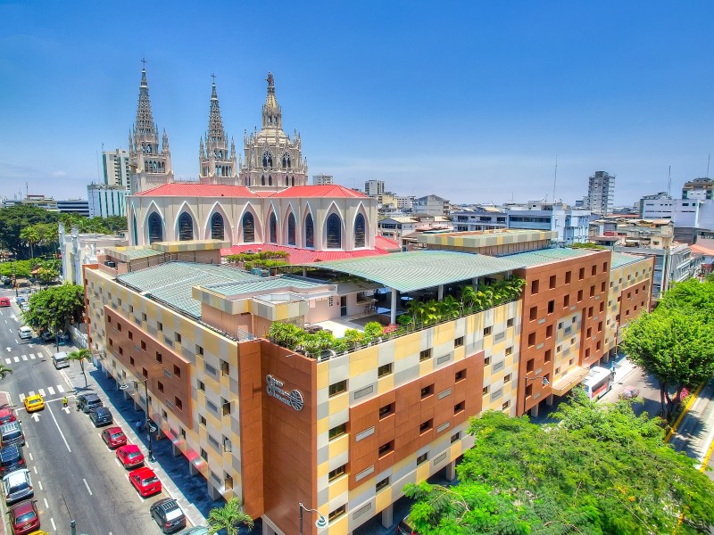 Grand Hotel - Hotelansicht