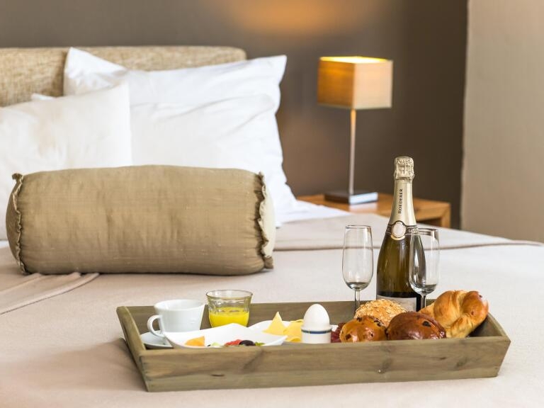 Breakfast at Blue Bay