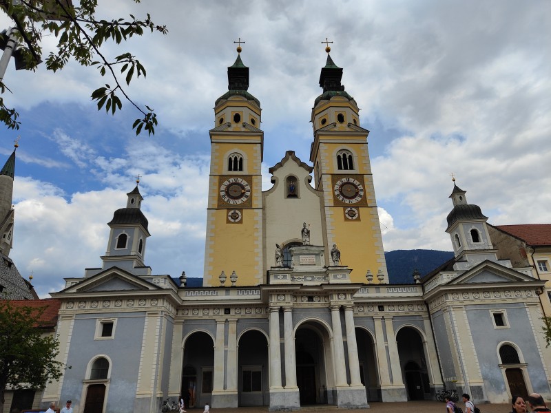 7-day Cycling in the heart of the Dolomi
