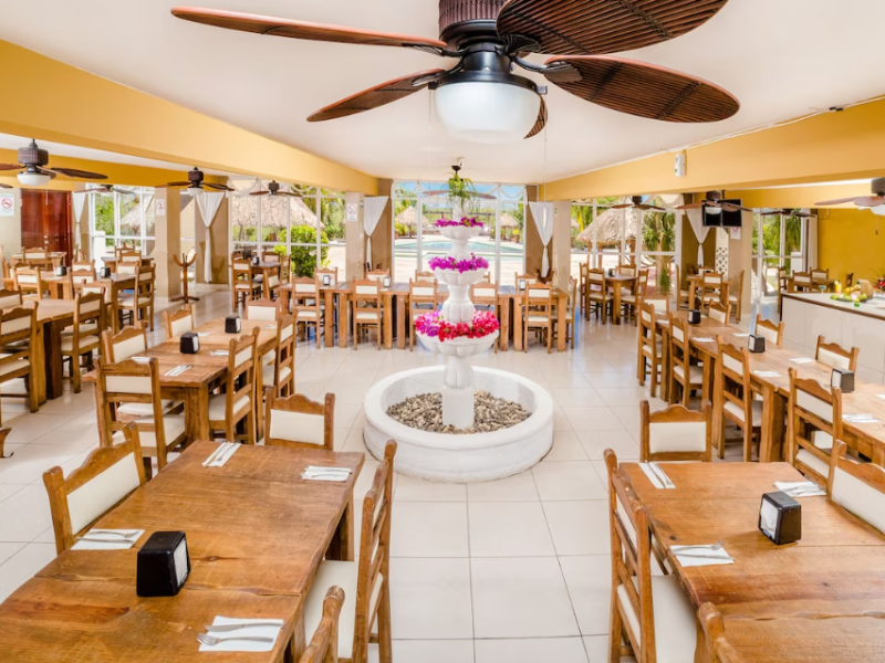 Uxmal Maya_Restaurant